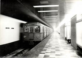 cca 1970 Pálmai István: 5 db metró-fotó 18x13 cm