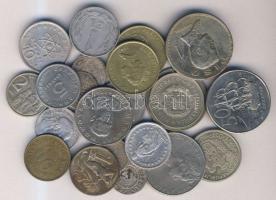 Kis vegyes pénztétel, köztük ezüstök is T:vegyes