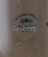 Teázó hölgyeket ábrázoló The Leonardo Collection jelzéssel ellátott porcelán figura / Chinaware figu...