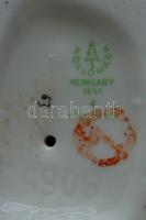 Hollóházi jelzéssel ellátott hímző asszonyt ábrázoló kézzel festett porcelán figura / Hollóházi hand...