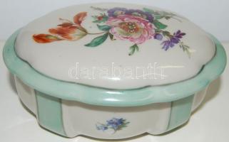 Oscar Schlegelmilch jelzéssel ellátott porcelán bonbonier / Chinaware bonbonier 12 cm