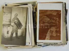 Vegyes képeslap- és fotótétel rengeteg családi felvétellel, magyar városok fotóival, keménytáblás képekkel, alacsony kikiáltási áron