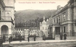Trencsénteplic-fürdő villa
