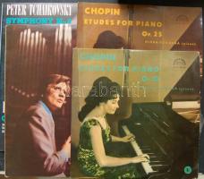 Bolha tétel: hamutálak, kis üveg váza, fali dísz, dísz tőr, toll, névjegykártyatartó, medál, bakelit...