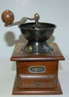 Régi fa és réz kávédaráló jó állapotban 20 cm