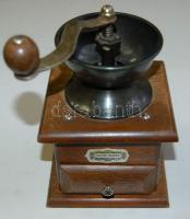 Régi fa és réz kávédaráló jó állapotban 20 cm