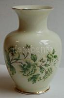 Hollóházi Nagyréde "Szőlőskert" MG.TSZ. jelzéssel ellátott virágokkal díszített porcelán v...