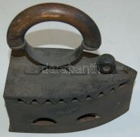 Régi szenes vasaló 21x11x23 cm