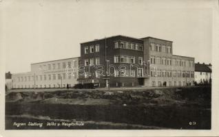 Vienna Kagran, public school with autobus