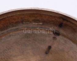 ~1900. "Luen Wo" jelzésű kínai ezüst kehely sárkány gravírozással, 20cm-es magassággal / L...