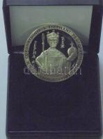 2000. "Szent István király koronázásának 1000. évfordulója" Ag emlékérem díszdobozban T:PP