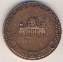 1993. "Az Esztergomi Bazilika tűzkára-Köszönettel a nagylelkű segítségért" Br emlékérem. Szign.Bozó T:1
