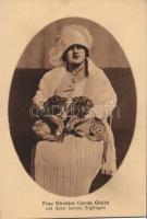 Carola Gleich with two baby tigers