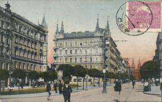 Praha Vinohrady Komensky square