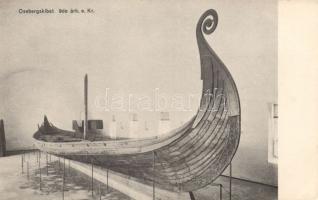 33 db Műkincseket ábrázoló képeslap, városképes és motívum vegyesen, jó minőségben