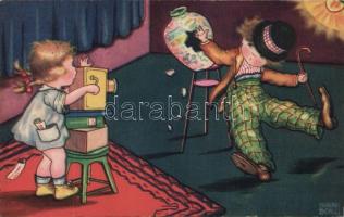 20 db Humoros régi lap, közte számos szignós és egy litho lap is / 20 Humour cards