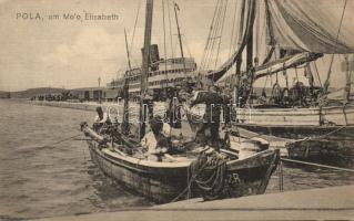 Pola Molo Elisabeth, fishing boat and steamship