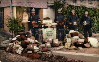 9 db militária képeslap, főleg I. világháború