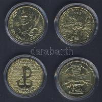 Lengyelország 2004-2005. 2ZL (4x) klf aranyozott emlékkiadás, eredeti bőrtokban T:BU