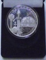 2000. A Magyar Állam 1000. éves évfordulójára készült Ag érem, eredeti dísztokban, tanúsítvánnyal! (1uncia) T:PP csak 3000db!