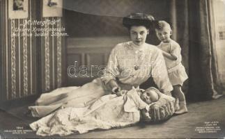 Duchess Marie Gabrielle and her sons (small tear)