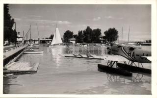 Siófok hajókikötő hidroplánnal