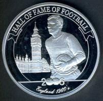 Uganda 2006. 2000Sh Ag "Futball hírességei - Bobby Moore" T:PP tanúsítvánnyal!