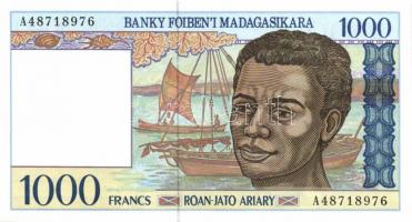 Madagaszkár 1994-95. 500Fr + 1000Fr + 5000Fr T:I