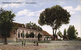 Rezsőháza town hall