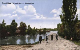 Rezsőháza lake Tisza