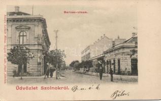 2 db régi, futott Szolnok képeslap (Baross utca és megyeszékház)