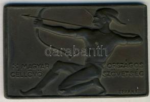 1928 Magyar Országos Céllövő Szövetség - bronz díjérem, szign: Berán L. T:2