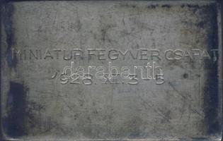 1928 Magyar Országos Céllövő Szövetség -  Hadi fegyver csapat fém díjérem, szign: Berán L. T:2