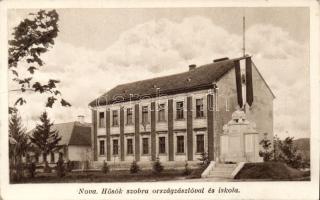 Nova hősök szobra, országzászló és iskola (EB)