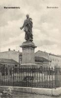 Marosvásárhely Bem statue with the shop of Ferenc Izmael (Rb)