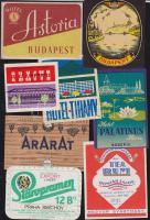 27db különféle ital- és bőröndcímke érdekes darabokkal