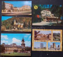 59 db postatiszta magyar városképes lap, közte egy Keszthely leporello