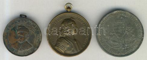 1906. "Thököly Imre hamvai hazahozatalának emlékére-Késmárk okt. 30." emlékérem + 1938. "Felvidék felszabadítása - II. Rákóczi Ferenc" Br emlékérem  + 1941. "Magyar délvidék visszafoglalása emlékére" emlékérem T:2,3