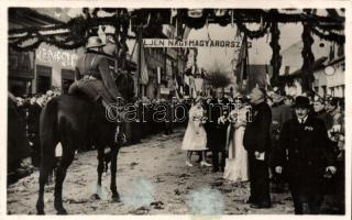 Losonc entry of the Hungarian troops So.Stpl