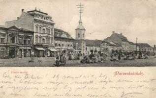 Marosvásárhely main square with the shops of Géza Petrás, Géza Háry and János Schwartz (EK)