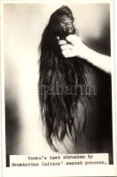 Woman´s head shrunken by Ecuadorian Indians´ secret process