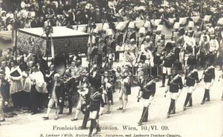 Vienna Corpus Christi (Fronleichnam) procession photo