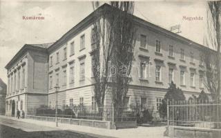 Komárom County hall