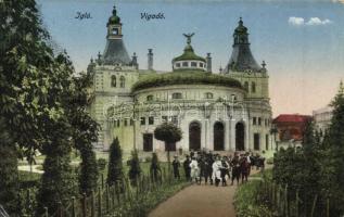 Igló entertainment hall