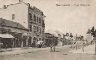 Nagyszalonta Toldi square with the Edison cinema, the shop of Ferenc Schillinger and the editorial office of the Szalontai Lapok