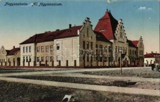 Nagyszalonta grammar school