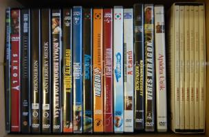 22 db klf eredeti DVD: A bűn állomásai, A tanú, Sikoly, A Római Birodalom bukása, Sonny, Miranda, A gyanú árnyékában, Columbo, stb.