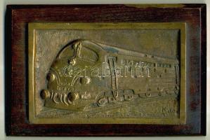 DN Kulai: MÁV motorvonat Br emlékplakett fa talapzatba ágyazva T:2