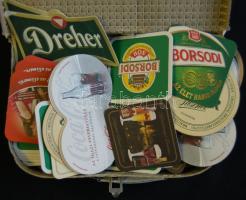 140 db söralátét uzsonnás bőröndben