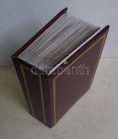 Képeslap tétel szép, kisméretű albumban - 90 db vegyes képeslap városképek és motívumok vegyesen (né...